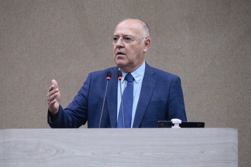 O VEREADOR MITOSO PROTOCOLA PROJETO DE LEI PREVENDO MEDIDAS EDUCATIVAS PARA A PREVENÇÃO DO CÂNCER DE PELE NAS ESCOLAS