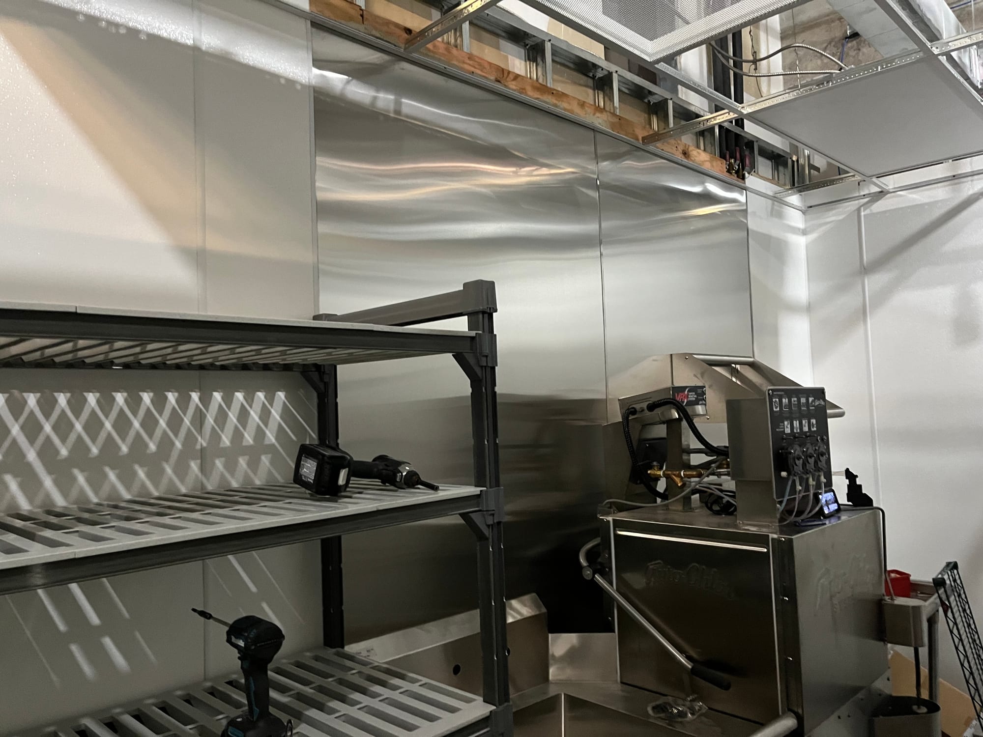 ARCHITECTURAL FABRICATIONS & WELDING