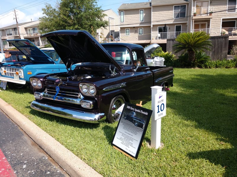 1959 Chevrolet Apache Truck