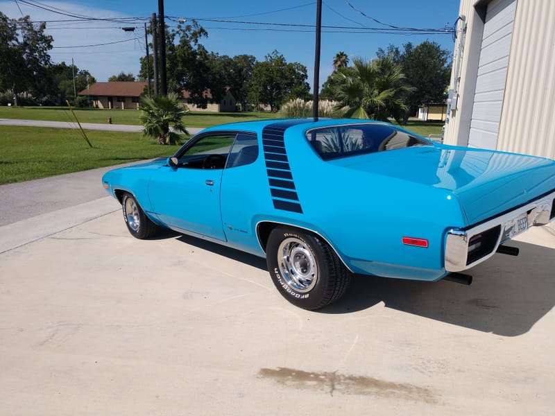 1972 Plymouth Hemi Roadrunner