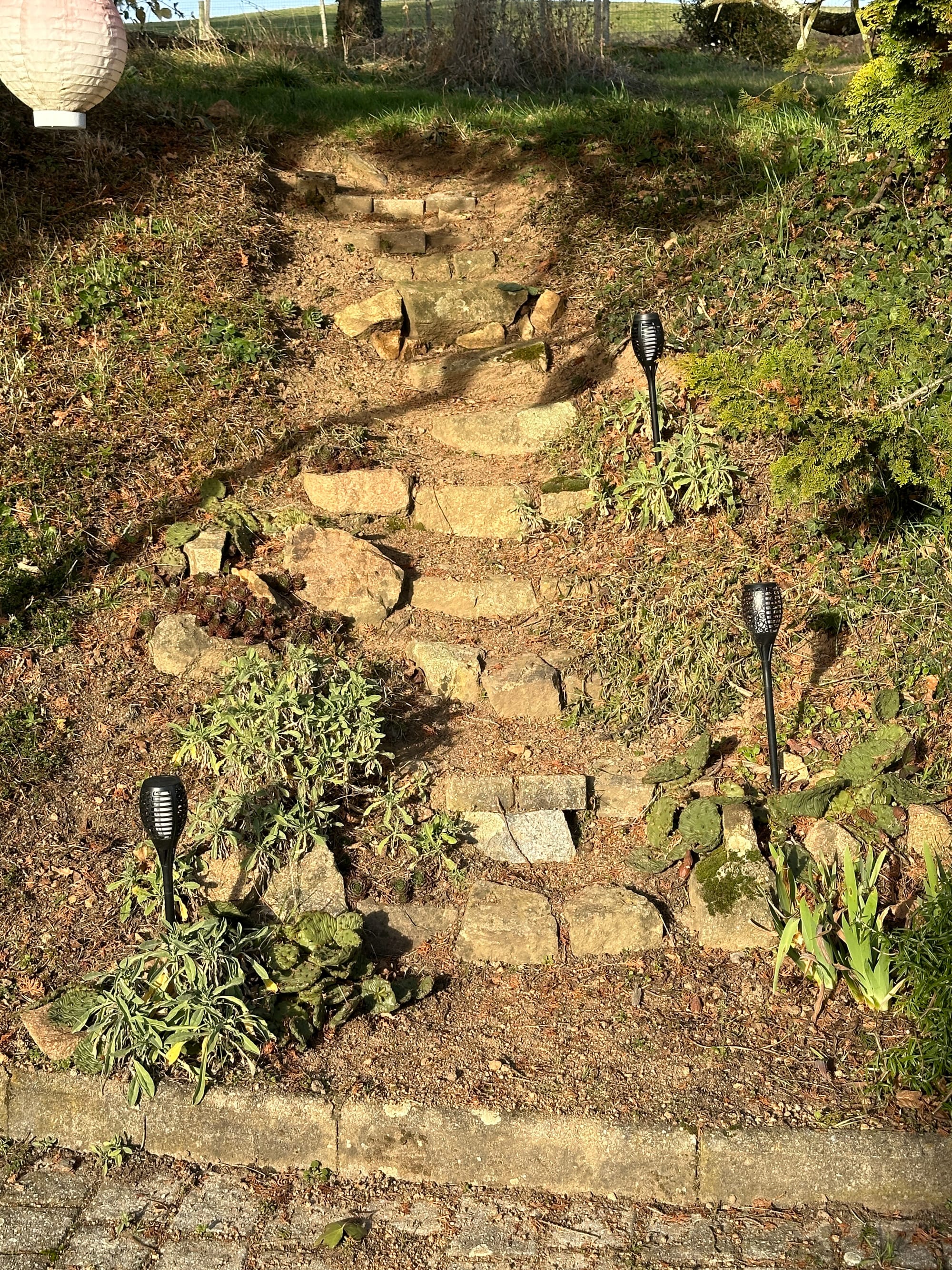 LE PARC ESCALIER DE ROCAILLE