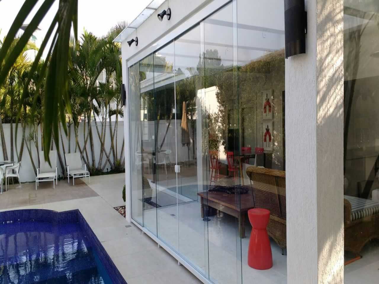 Portas e Janelas de Vidro Temperado em Balneário Camboriú, Itapema e Região