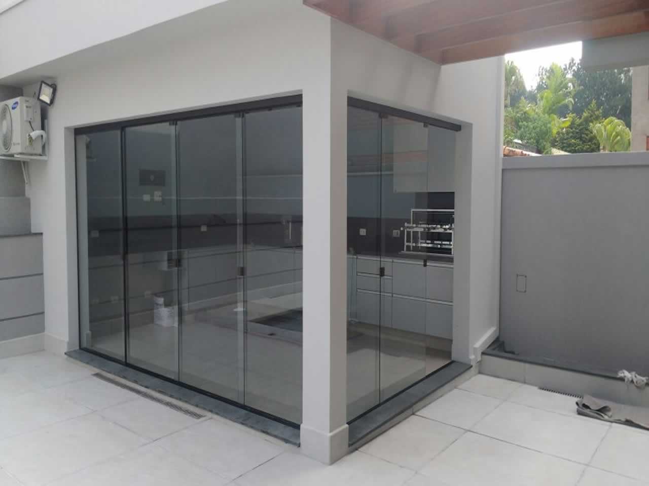 Portas e Janelas de Vidro Temperado em Balneário Camboriú, Itapema e Região