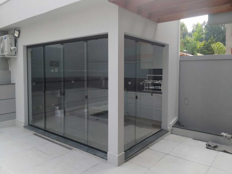 Portas e Janelas de Vidro Temperado em Balneário Camboriú, Itapema e Região