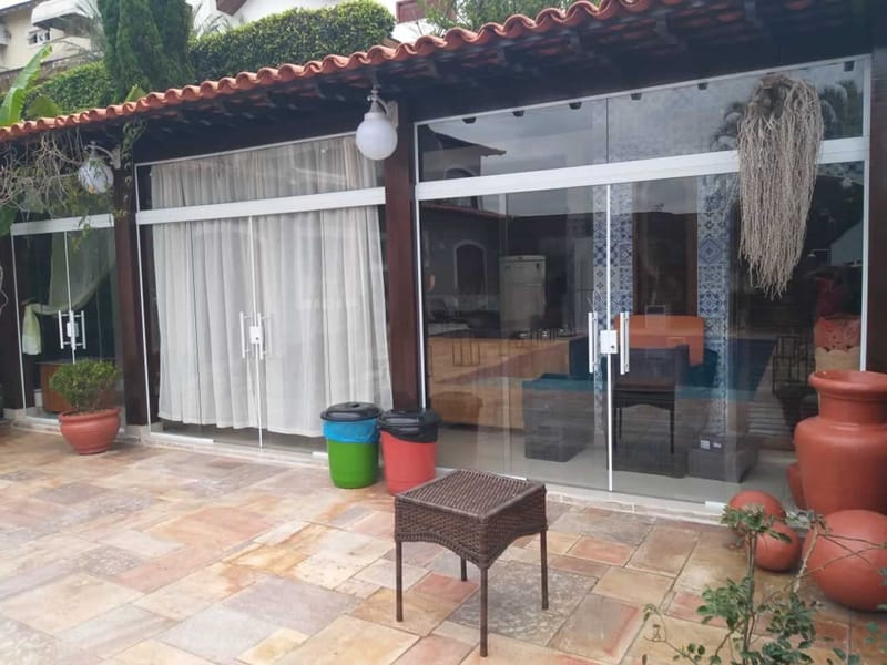 Portas e Janelas de Vidro Temperado em Balneário Camboriú, Itapema e Região