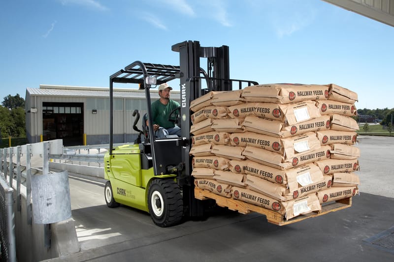 FORKLIFT RENTAL SERVICES