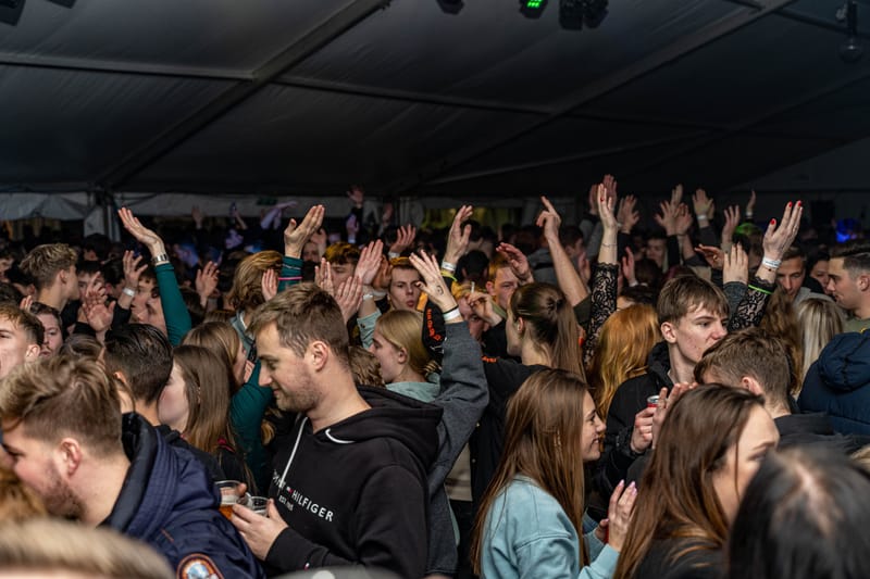 Oud & Nieuwe Tentfeest