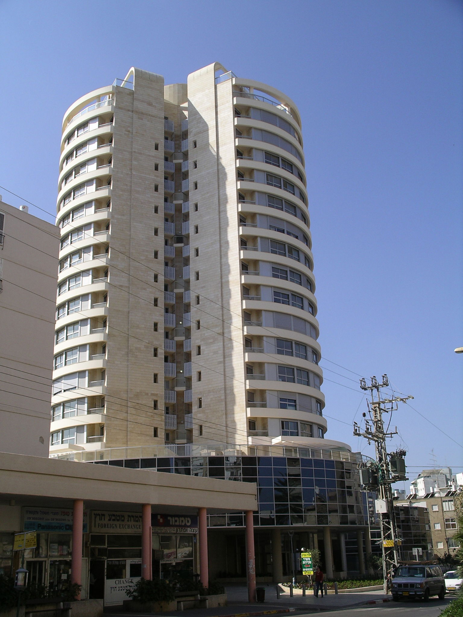 מגדל שלמה הרצליה