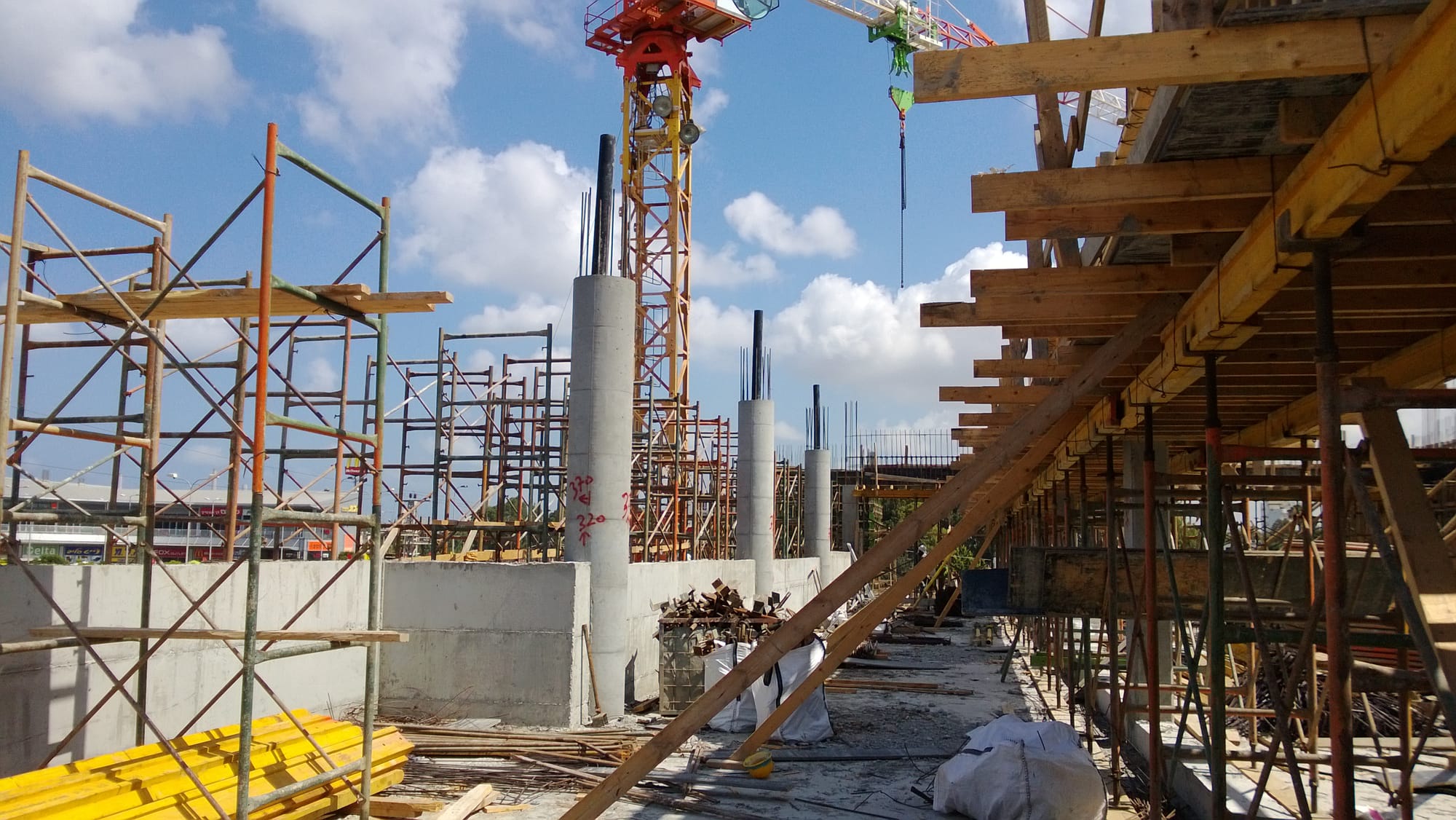 מרכז מסחרי האנגר חדרה