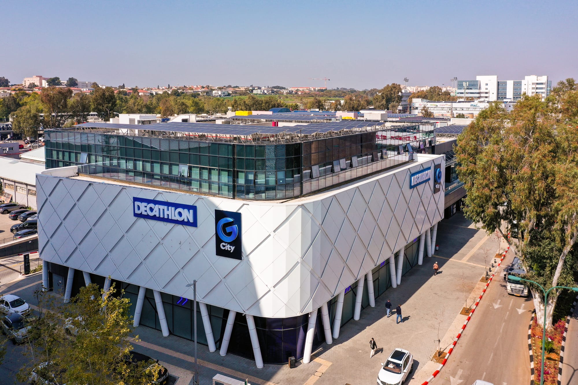 דקטלון כפר סבא