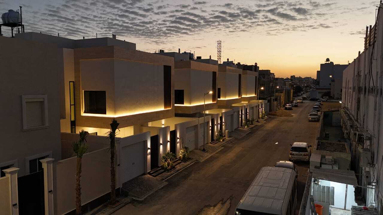 أدوار و فلل بنتهاوس