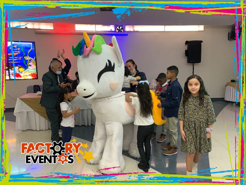 SHOW MUSICAL UNICORNIO