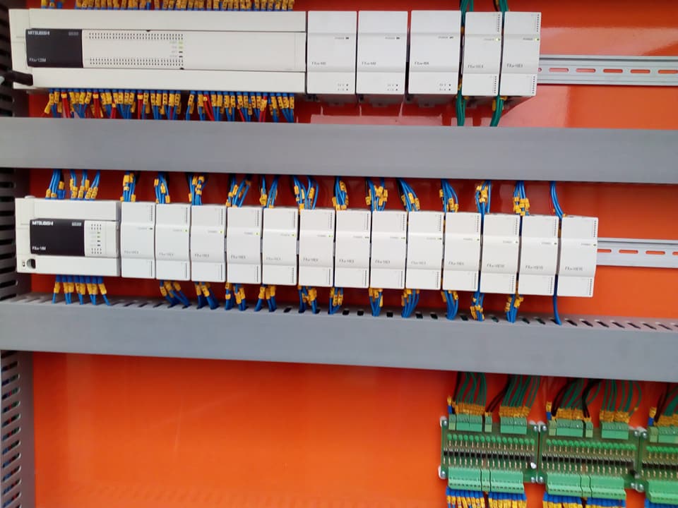 PLC   Siemens,  Fatek,  Allen Bradley ,Weintek