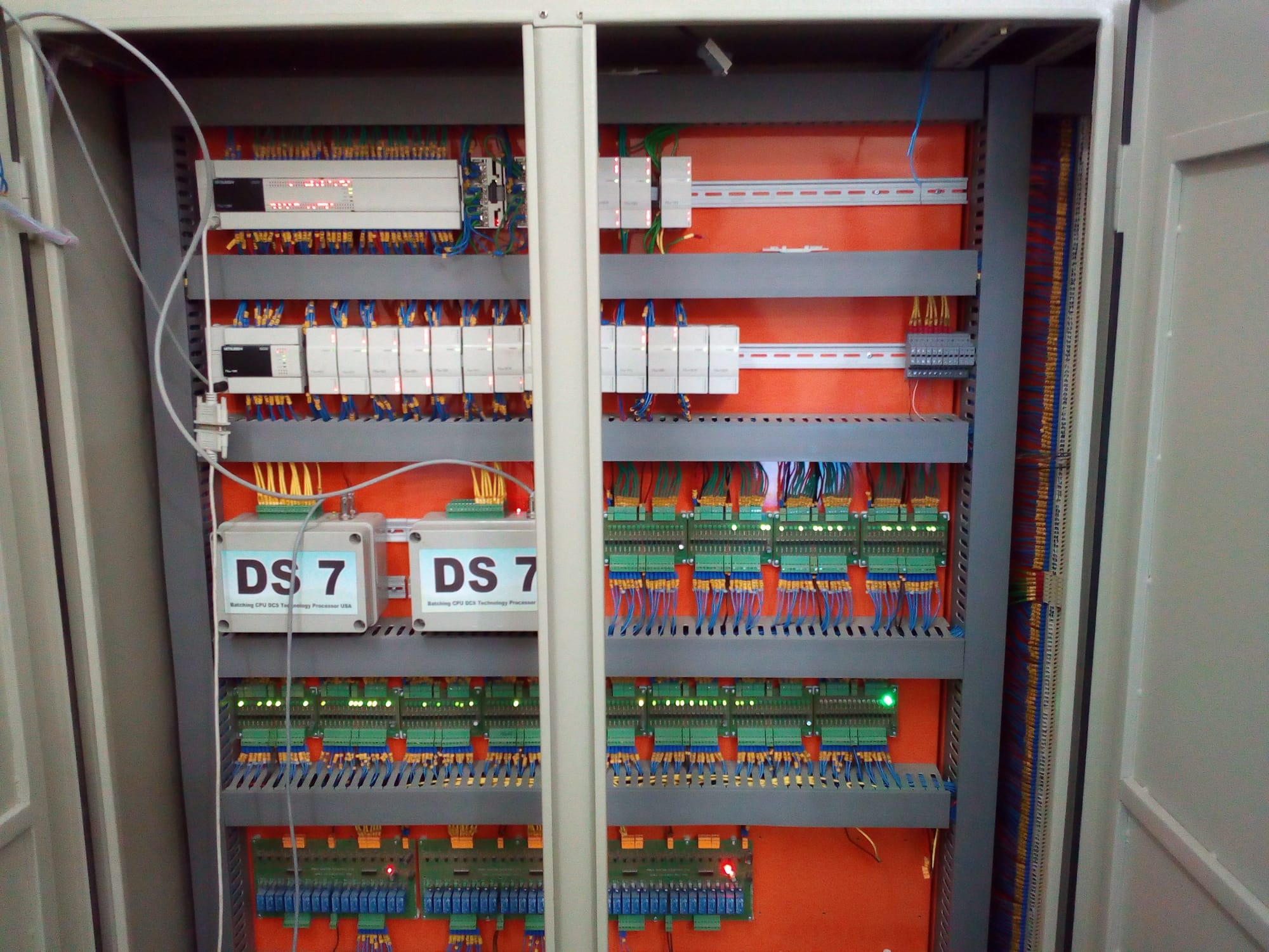 PLC   Siemens,  Fatek,  Allen Bradley ,Weintek