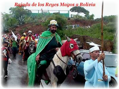 Bajada de los Reyes Acompañados por La Locaina