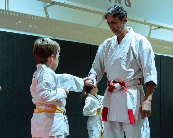 Clases de Karate en Madrid con Ángel Ramiro, 6º Dan, Campeón del Mundo