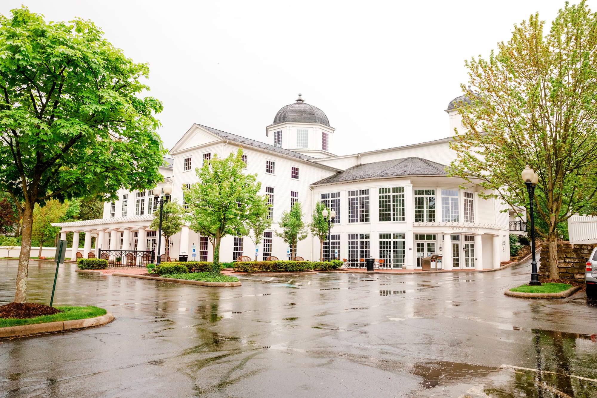 Poland Public Library