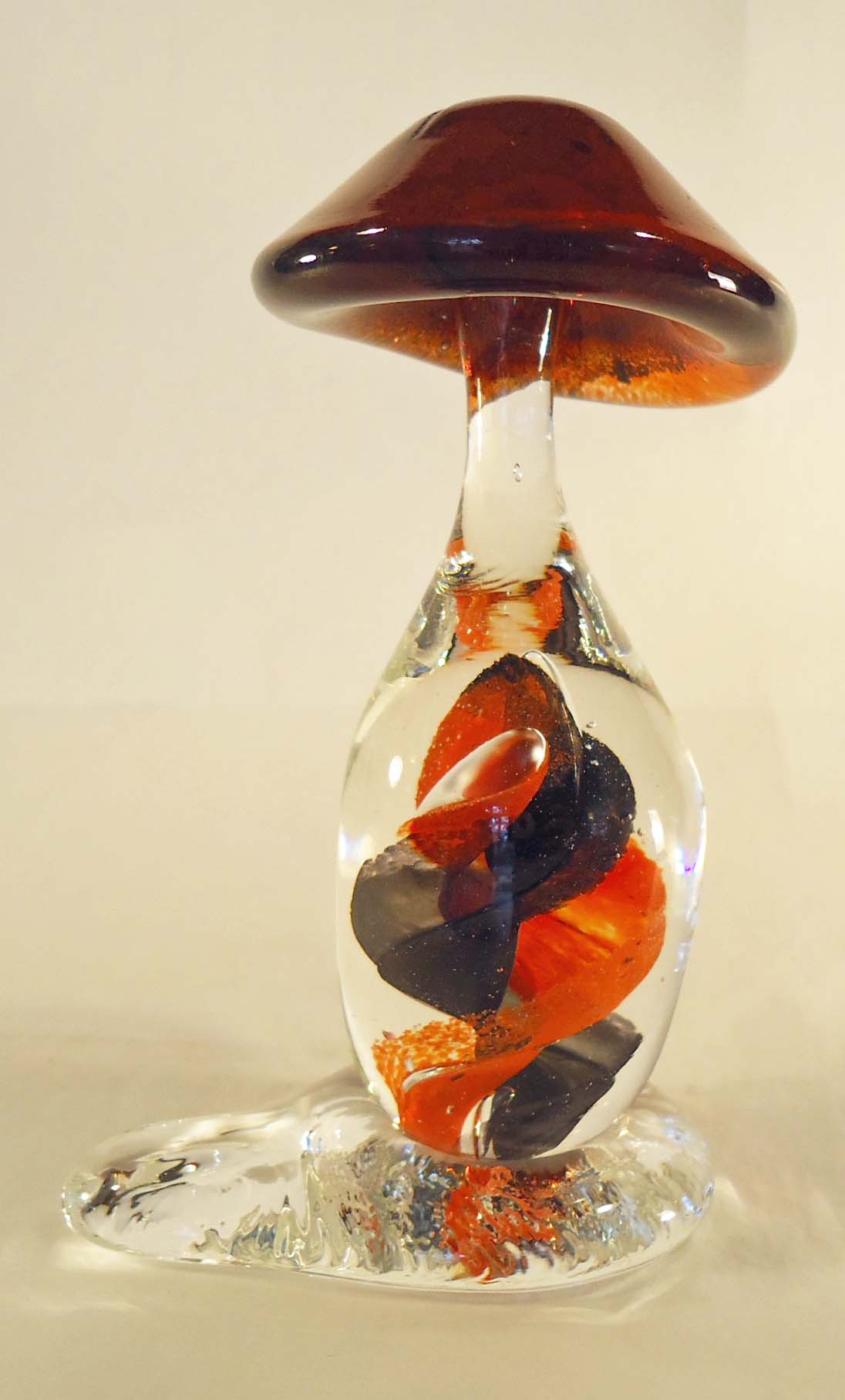 Artiste : VERRE SOUFFLÉ ETIRÉ FILÉ