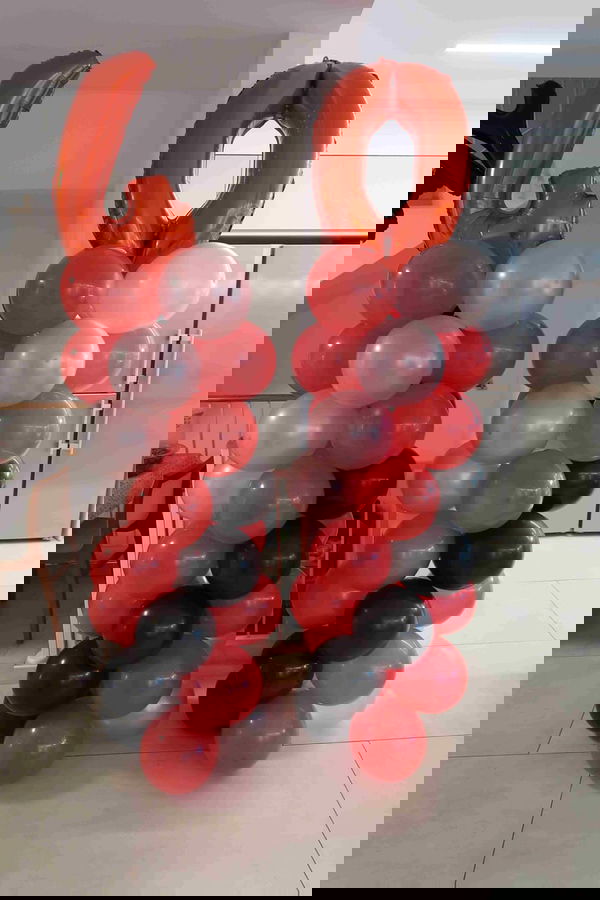 זוג עמודים ענק 300 ש"ח