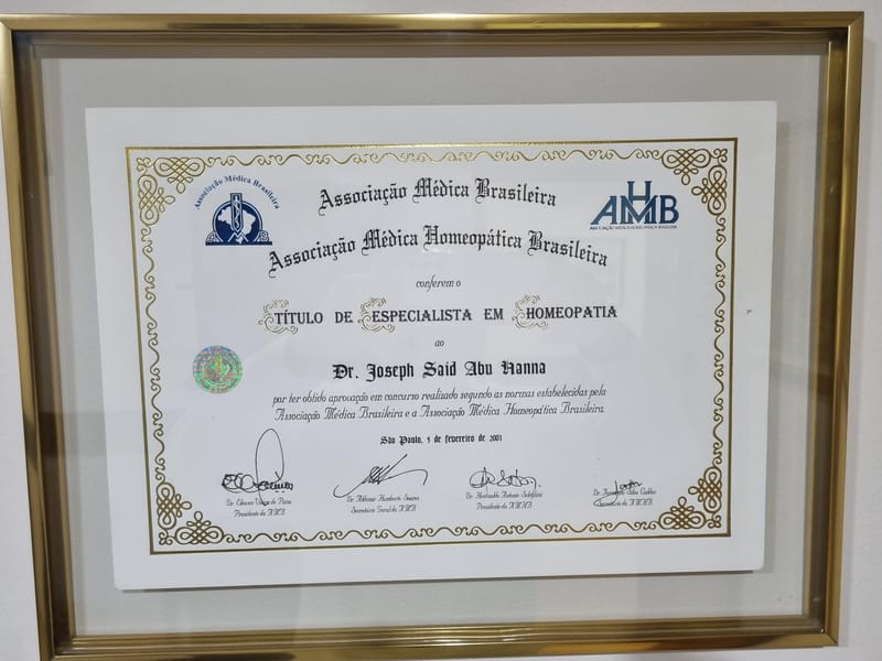 CLINICA MÉDICA HOMEOPATICA , NO BATEL ,  EM CURITIBA .