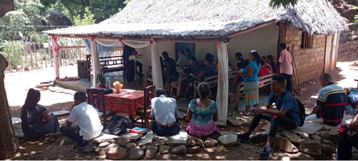 EL AMANECER ORGANIZA TRES NUEVAS CONGREGACIONES