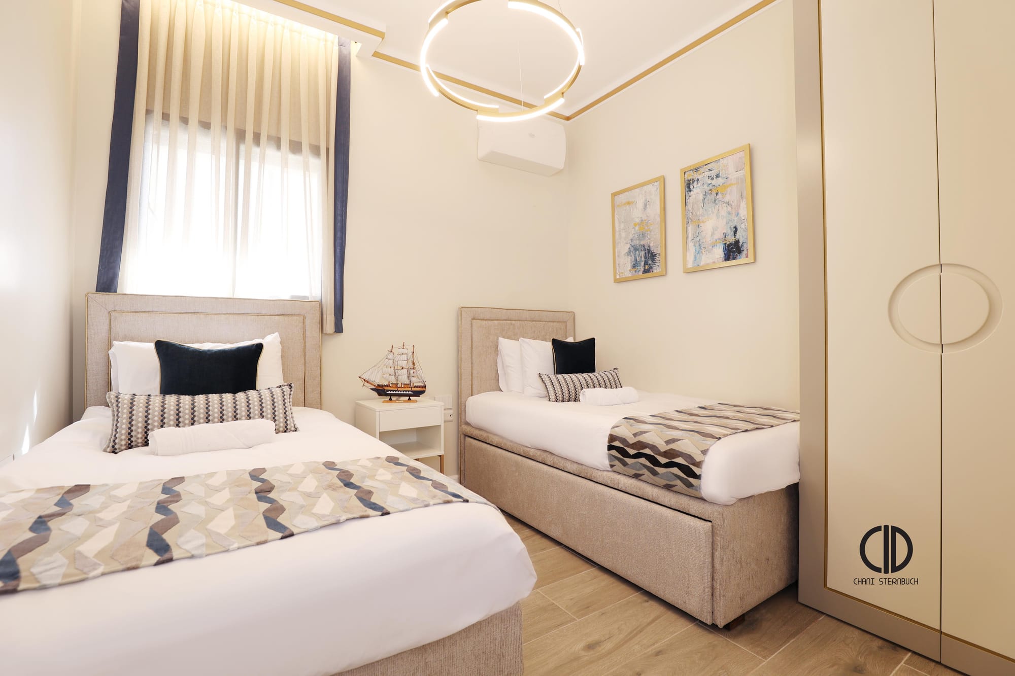 Out of this world Jerusalem Estate Apartment 1