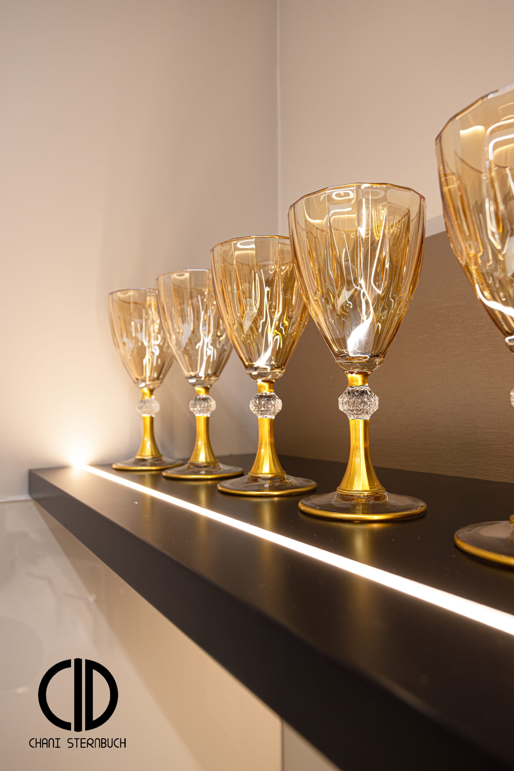 Classical and Magical Jerusalem Estate Apartment 2