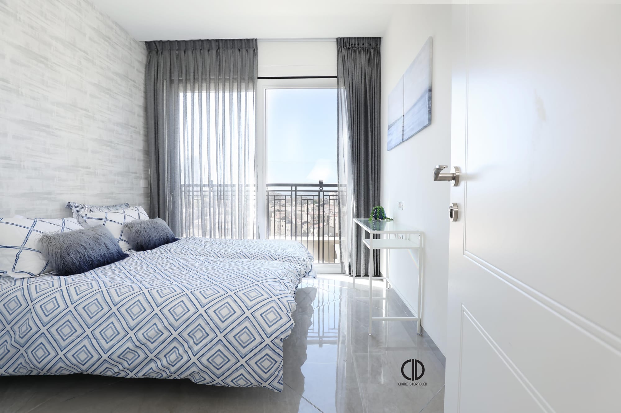 European Style, sophisticated Jerusalem Estate apartment 3