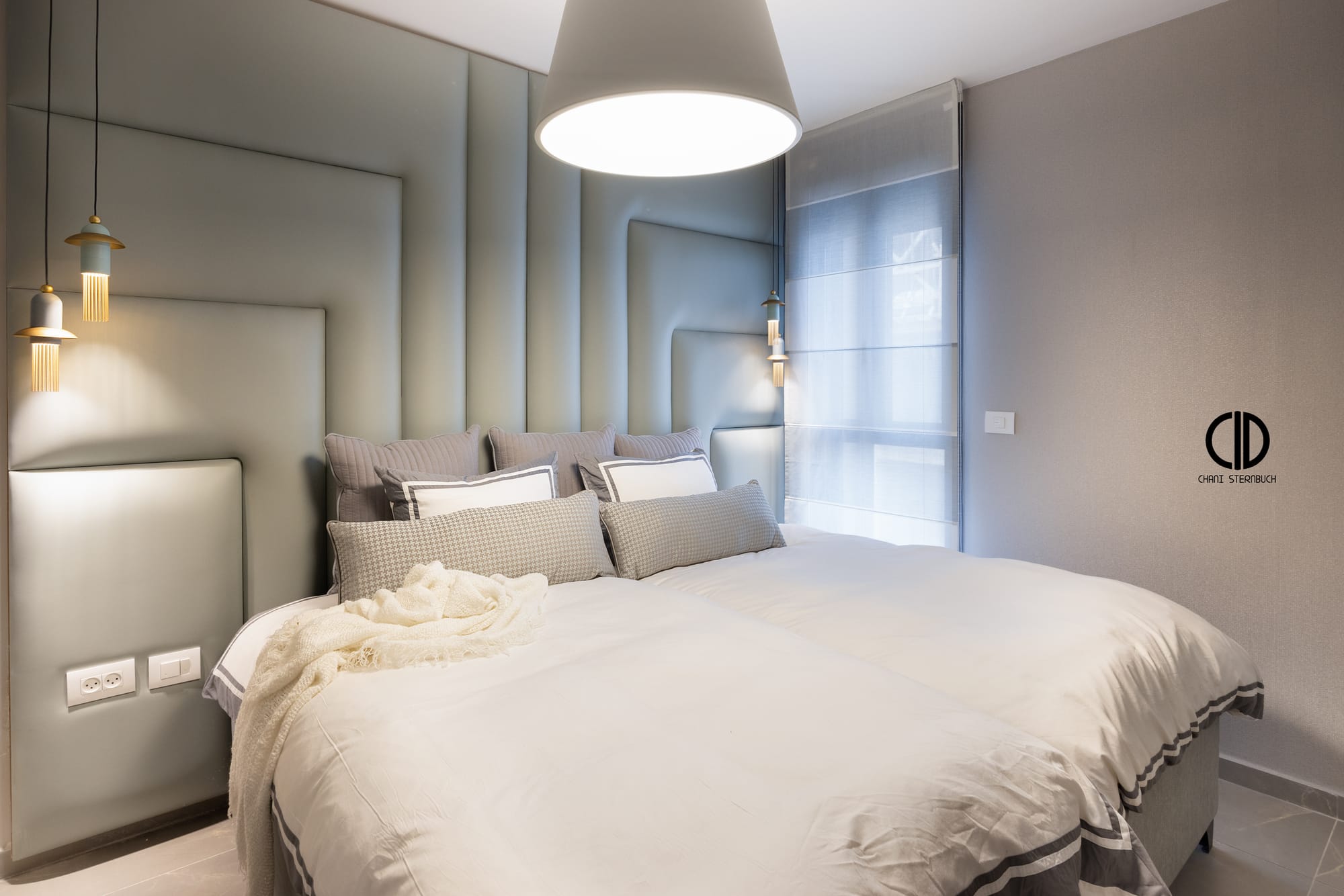 Exquisitely designed Agripas Airbnb apartment 1