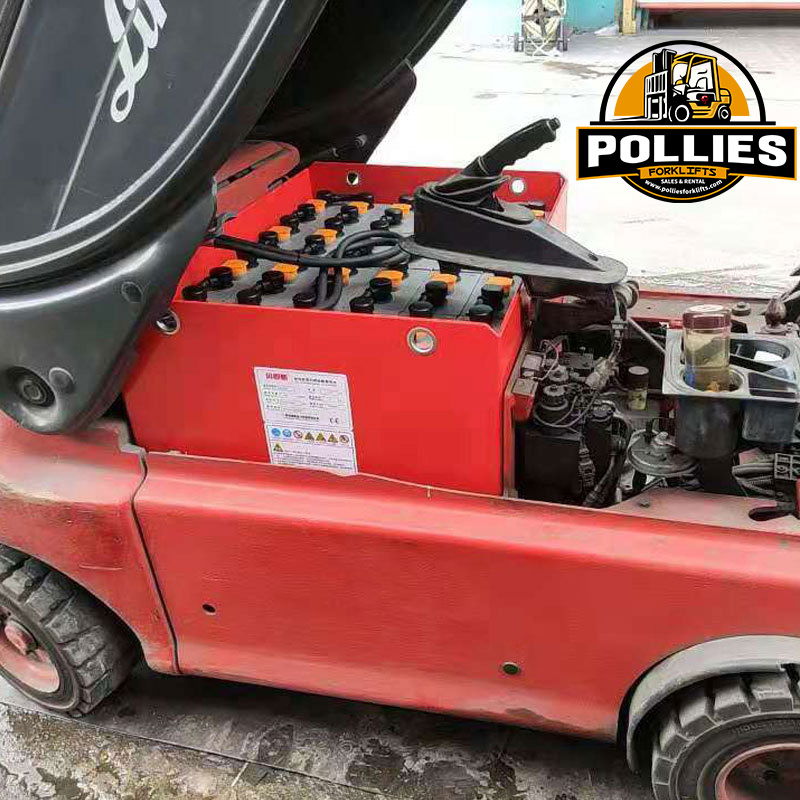 🔋 Elevate Your Forklift Fleet with Our Premium Custom-Built Batteries! 🔋