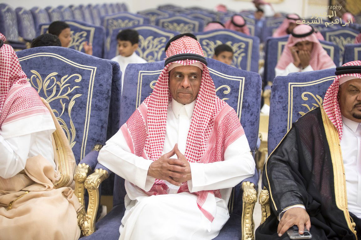 الرزقان يحتفلون في زواج أبنتهم