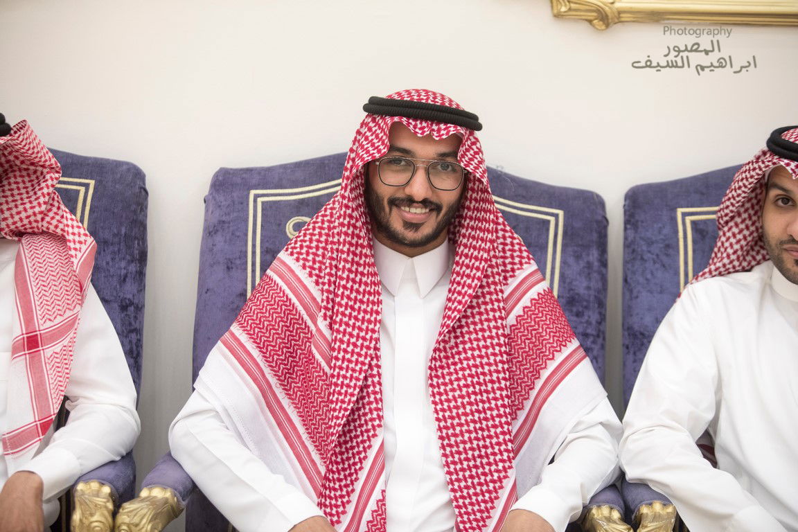 الرزقان يحتفلون في زواج أبنتهم