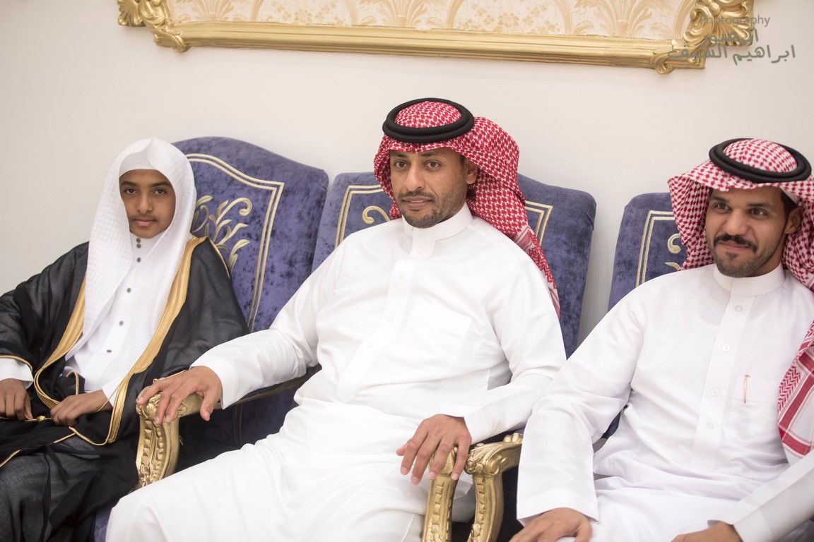 الرزقان يحتفلون في زواج أبنتهم