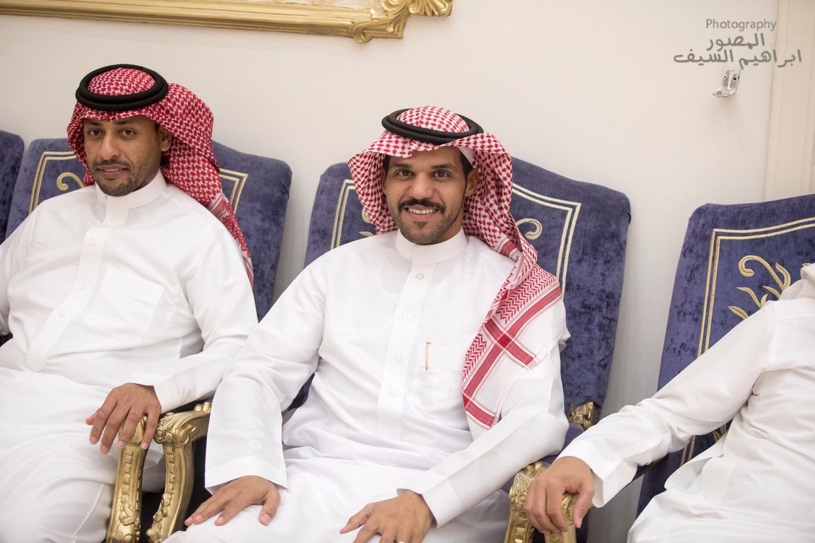 الرزقان يحتفلون في زواج أبنتهم