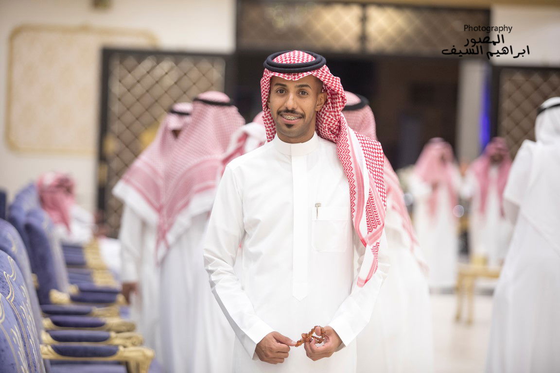 الرزقان يحتفلون في زواج أبنتهم