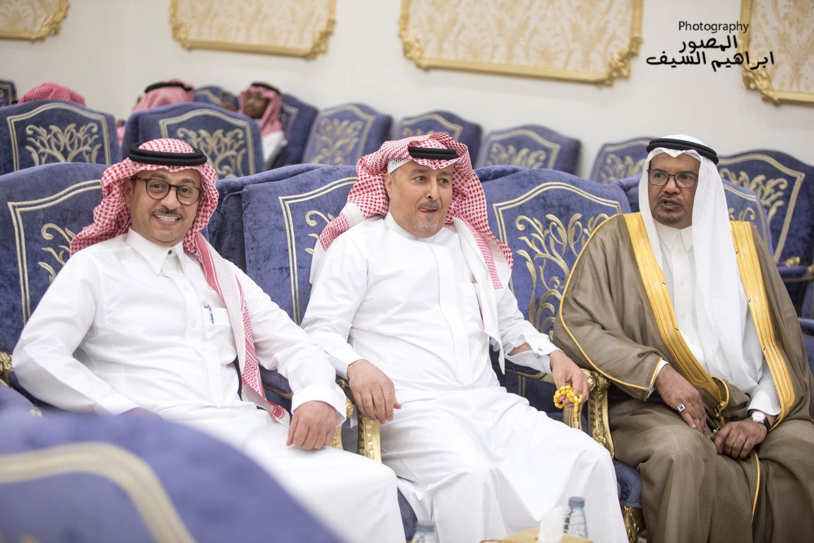 الرزقان يحتفلون في زواج أبنتهم