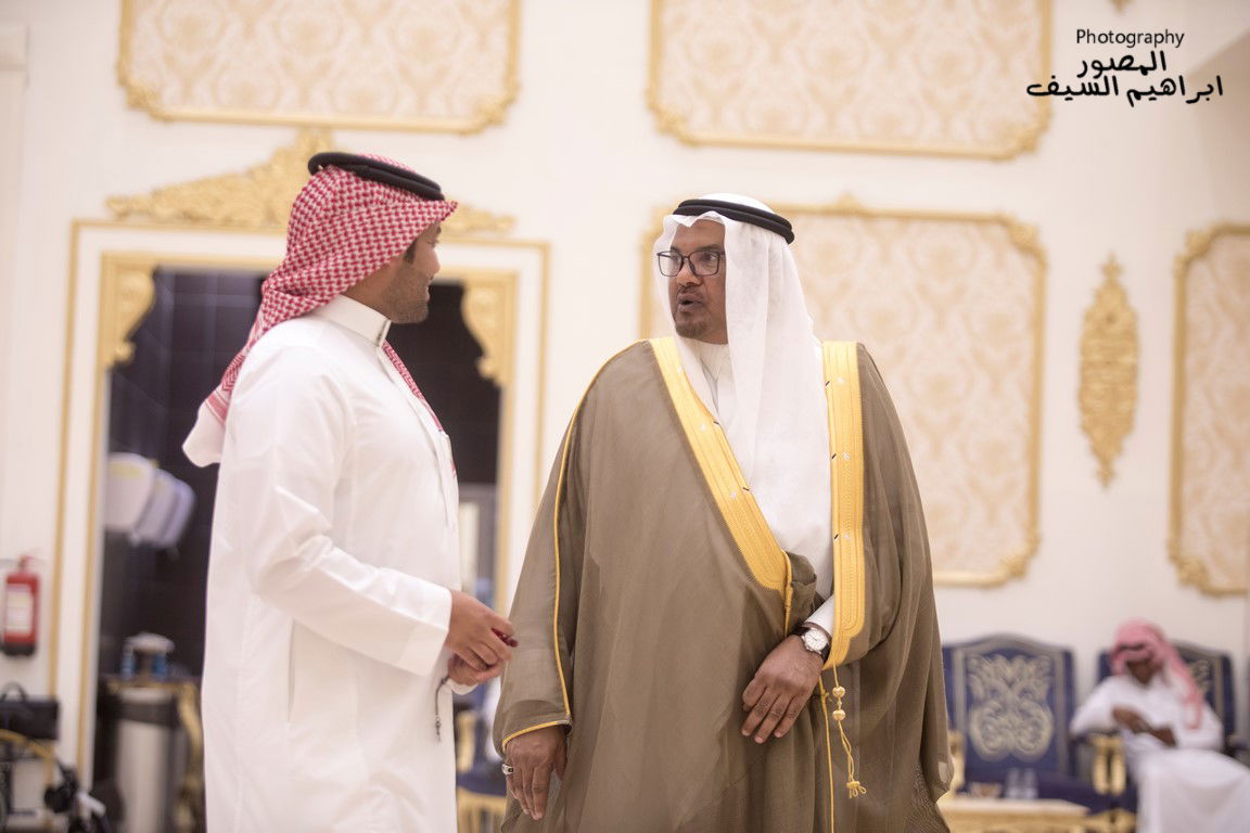 الرزقان يحتفلون في زواج أبنتهم