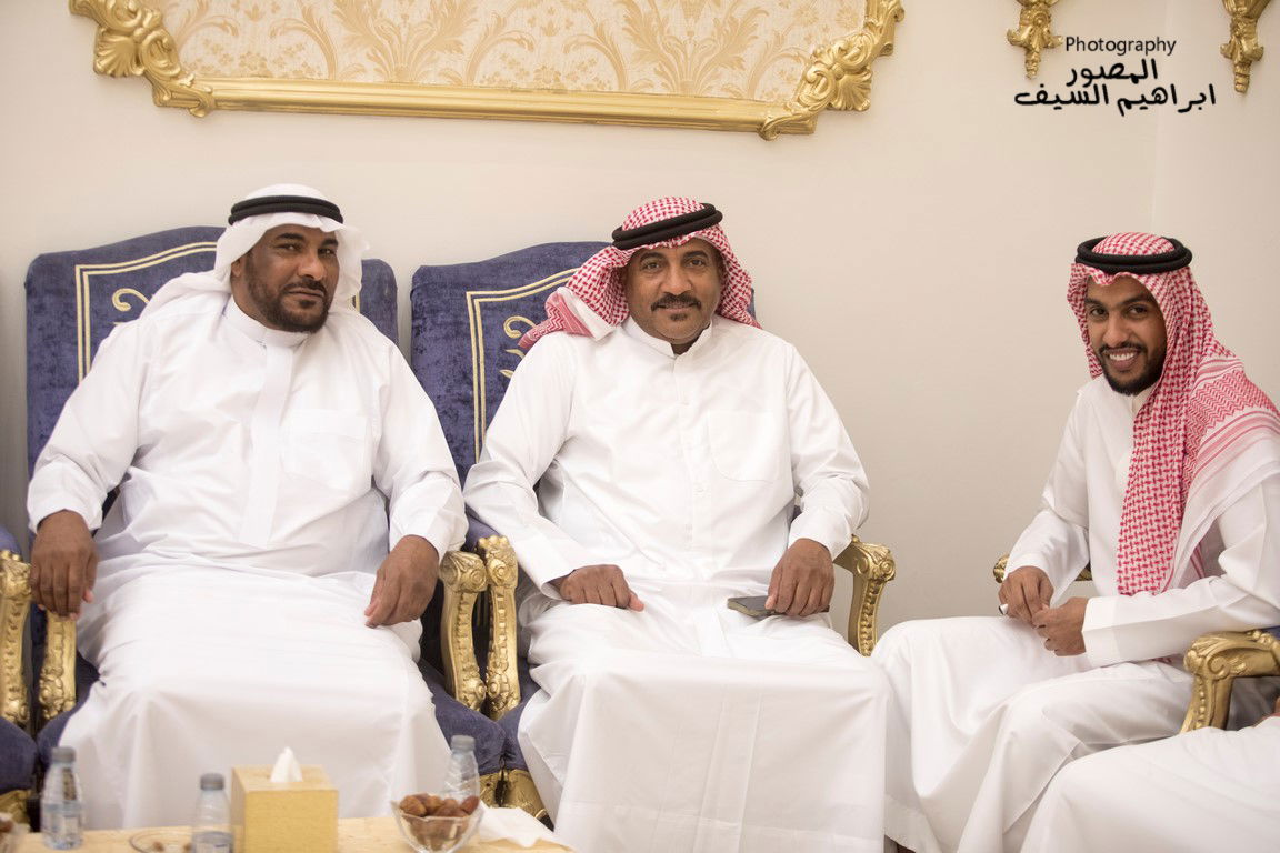 الرزقان يحتفلون في زواج أبنتهم