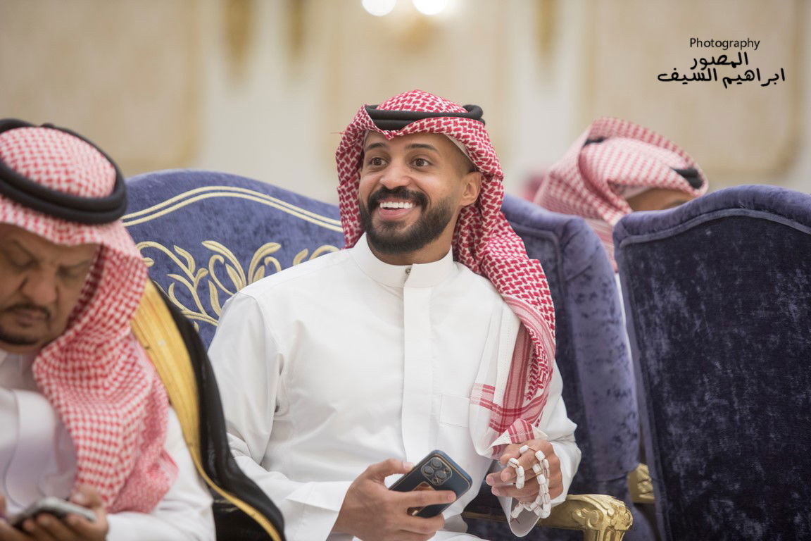 الرزقان يحتفلون في زواج أبنتهم