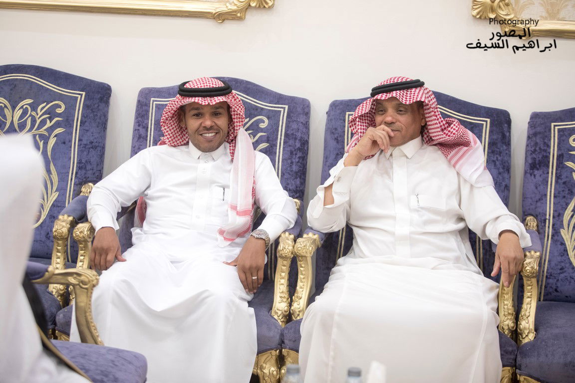 الرزقان يحتفلون في زواج أبنتهم