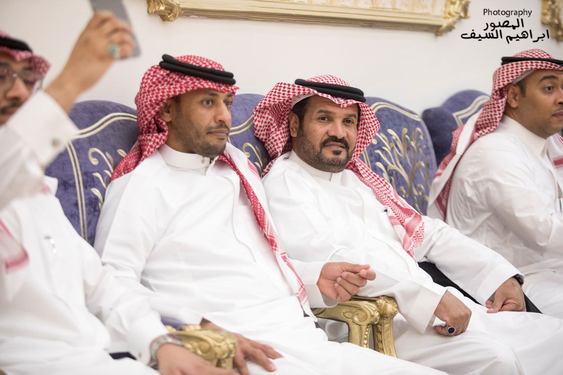 الرزقان يحتفلون في زواج أبنتهم