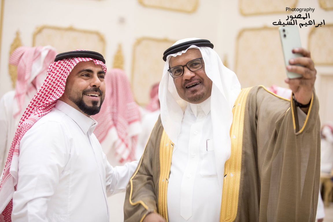 الرزقان يحتفلون في زواج أبنتهم