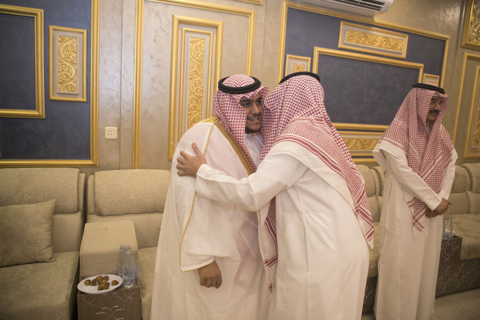 زواج رائد بن محمد عبدالله بن مالك 