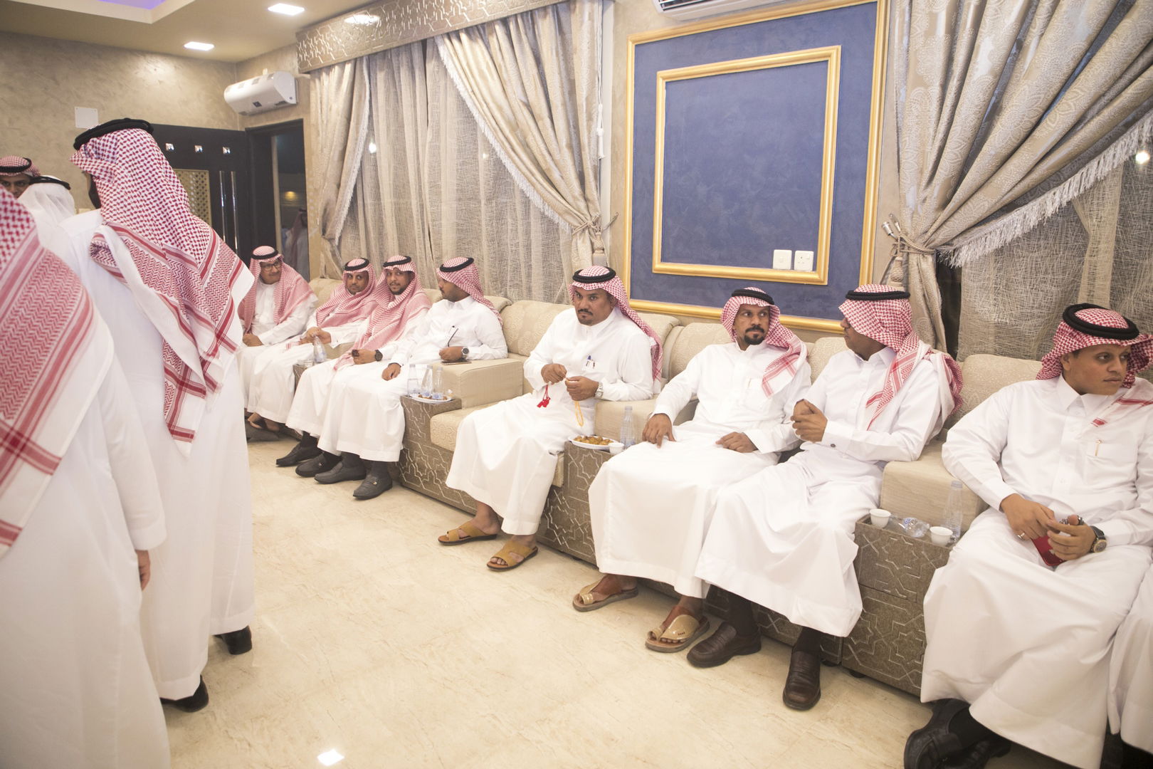 زواج رائد بن محمد عبدالله بن مالك 