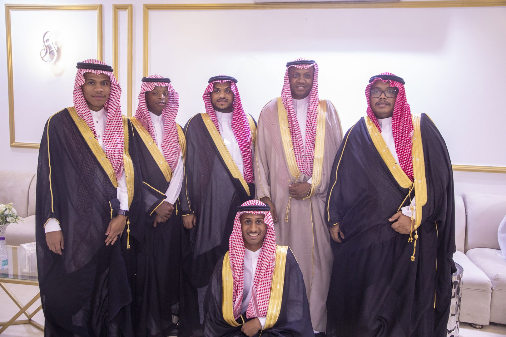 بارك الله لهما وبارك عليهما وجمع بينهما في خير