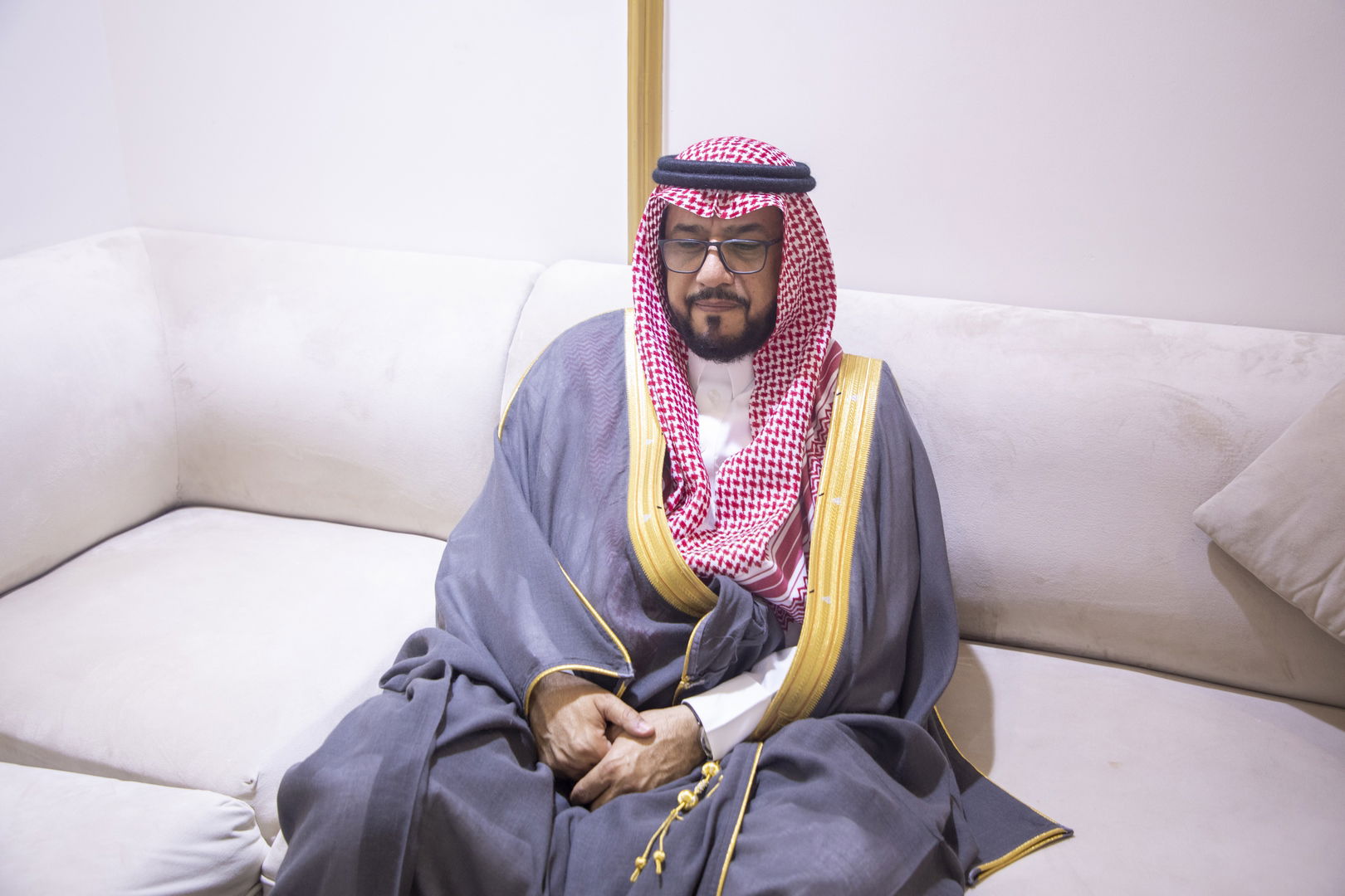 بارك الله لهما وبارك عليهما وجمع بينهما في خير