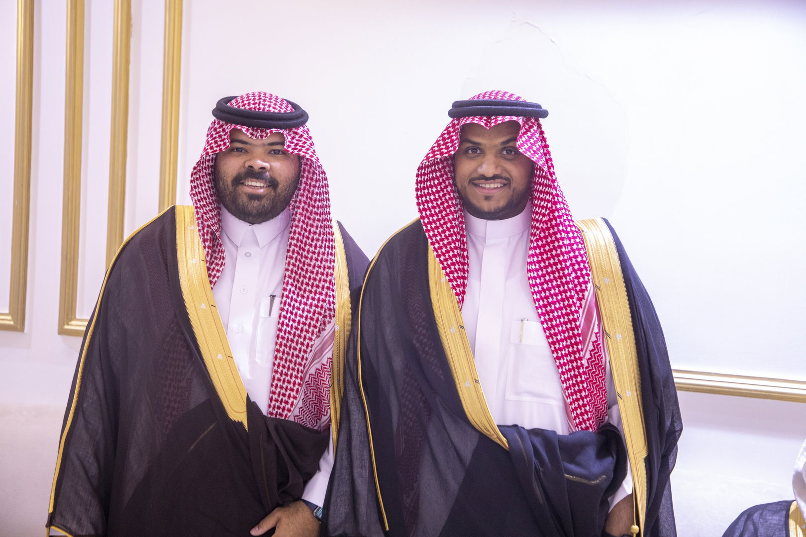 بارك الله لهما وبارك عليهما وجمع بينهما في خير