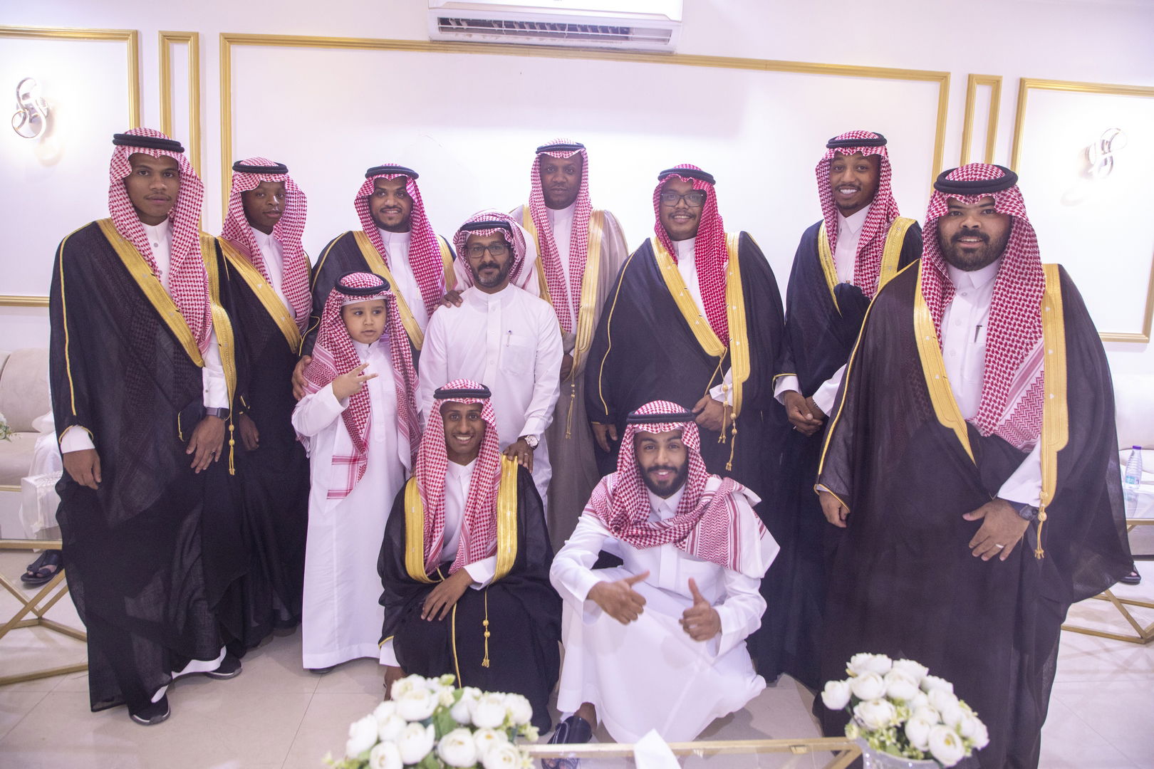 بارك الله لهما وبارك عليهما وجمع بينهما في خير