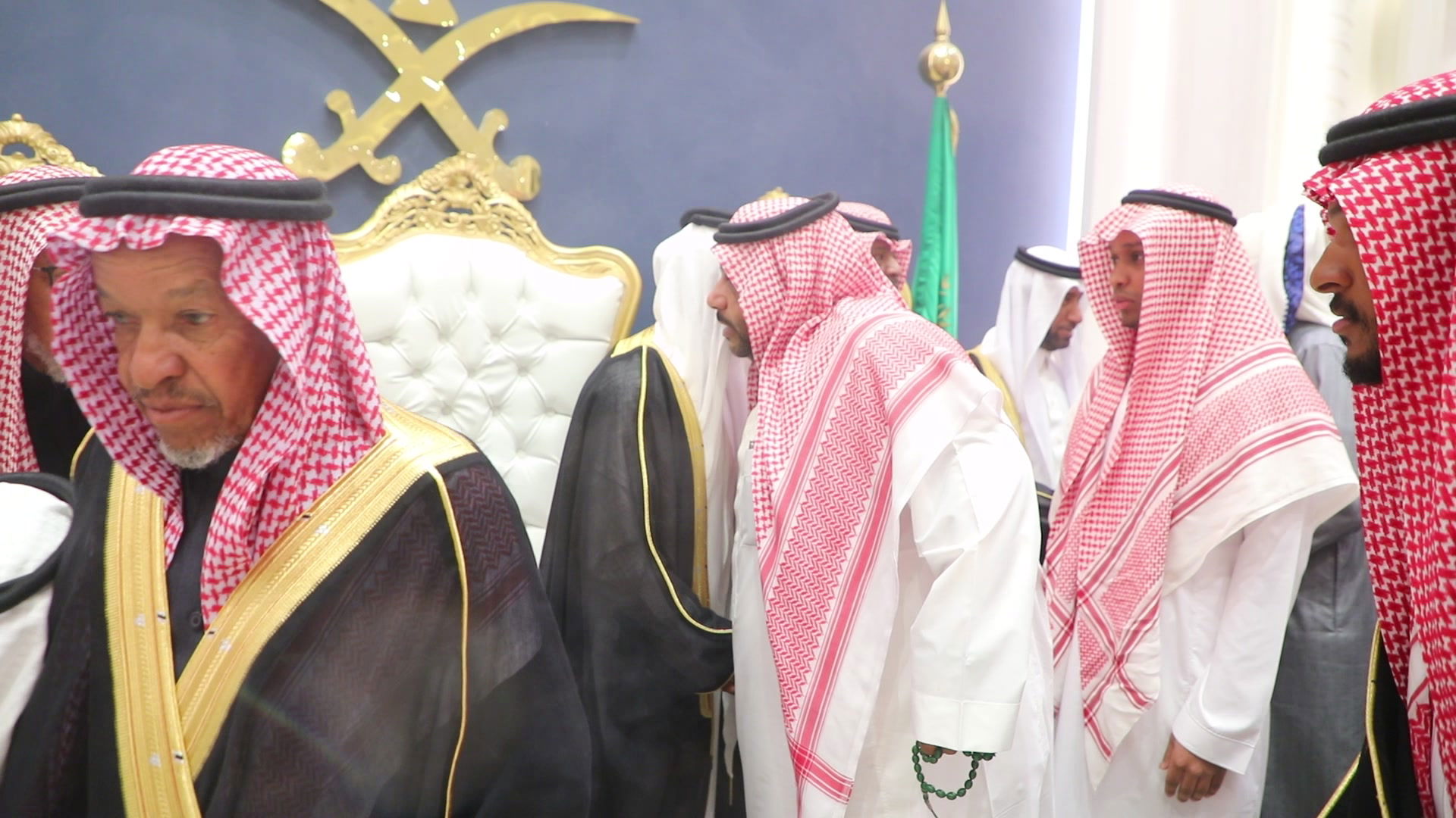 واحييا هذا الزواج غناء الفنانين 1. دحوم الطلاسي                                 2. منصور الدخيل                 3. بن مرضي                4. محمد مبارك