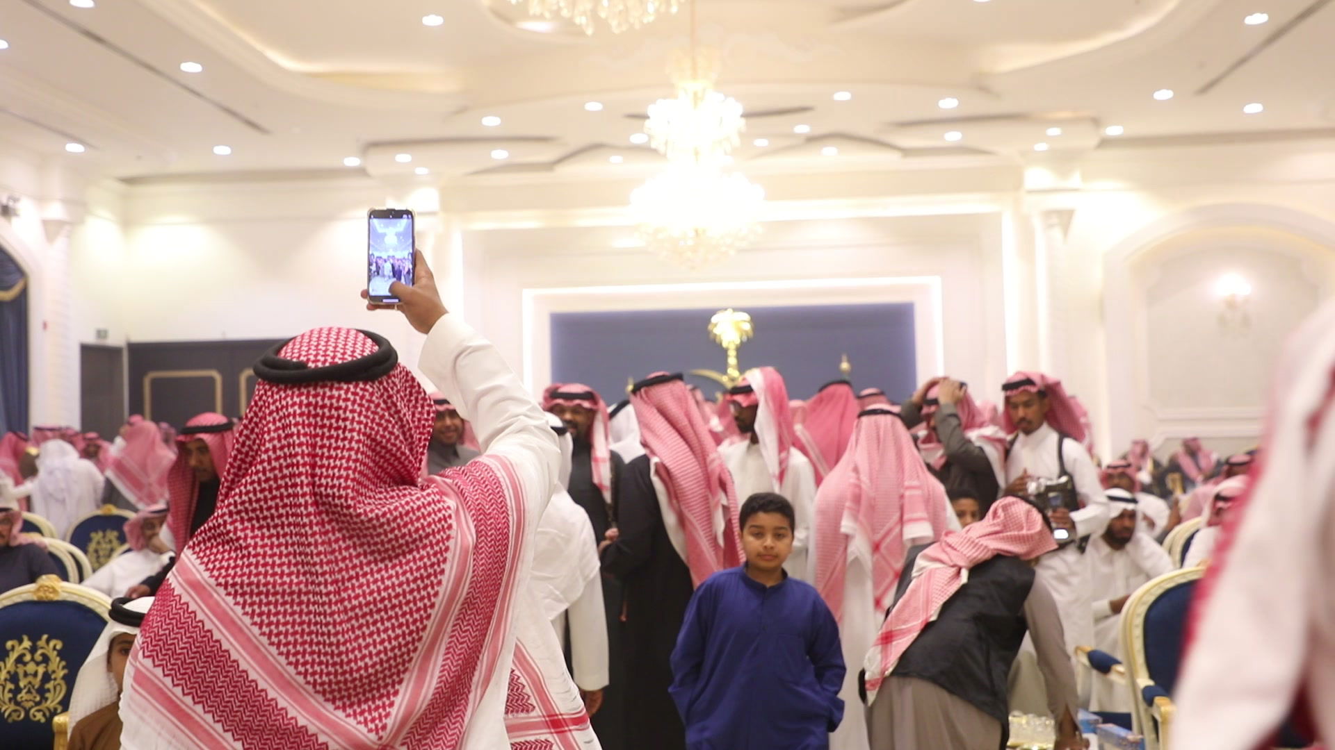 واحييا هذا الزواج غناء الفنانين 1. دحوم الطلاسي                                 2. منصور الدخيل                 3. بن مرضي                4. محمد مبارك